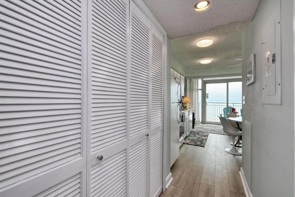 2501 S Ocean Blvd, 0407 - Ocean Front Sleeps 6 Villa Myrtle Beach Exterior photo